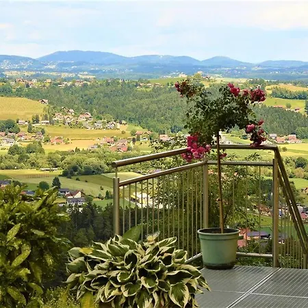 Genuss Am Familien Weingut Apartmán Krottendorf bei Ligist